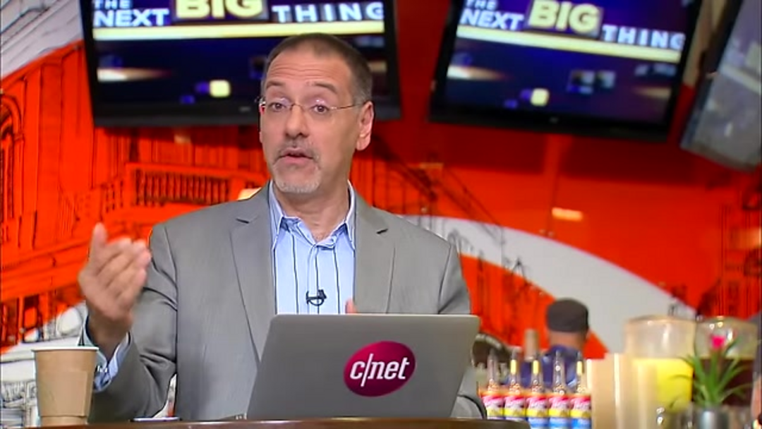 Система распознавания лиц, анализирующая несколько черт лица для идентификации безопасности