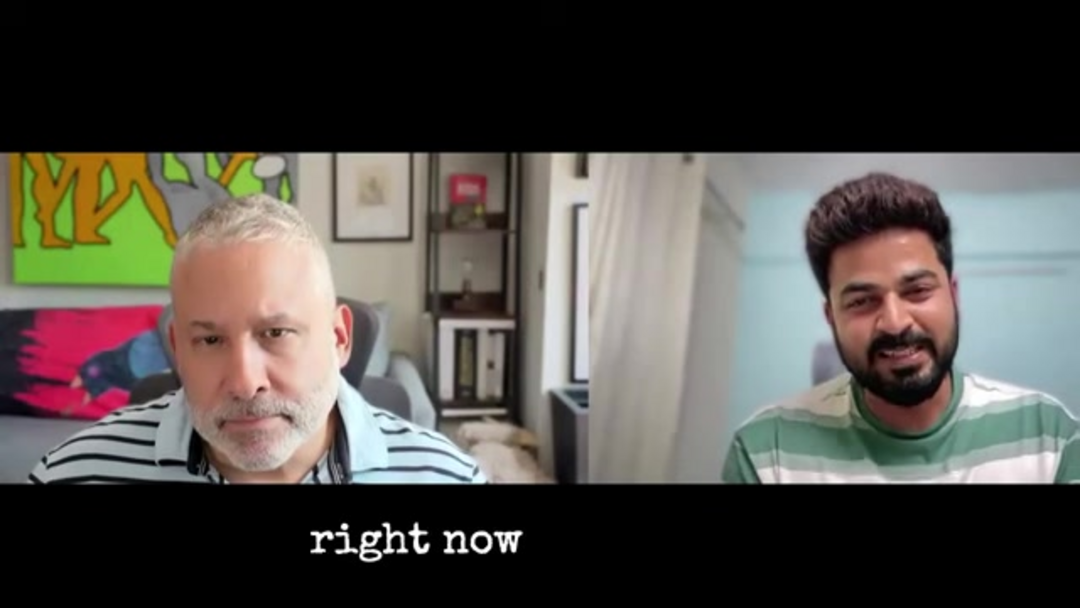 Интерфейс живой визуальной обратной связи Flytest.ai, показывающий выполнение тестов с выделенными шагами и точками сбоя