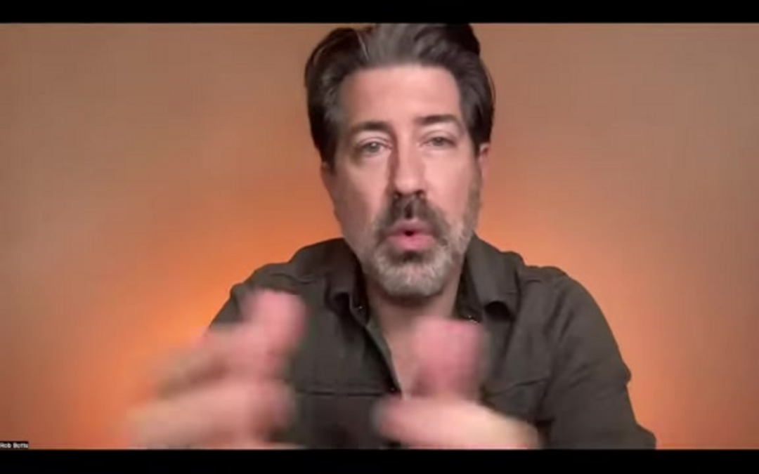 Dubb growth cycle diagram showing prospecting, nurturing, closing, and retention stages