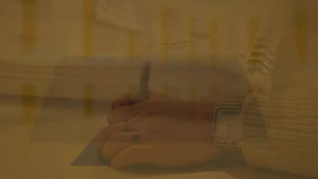 Визуальное сравнение традиционных и AI-ориентированных подходов к рабочим процессам